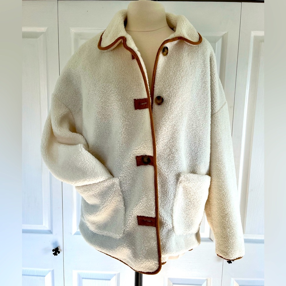 Women's Cream Faux Sherpa Jacket Size XL